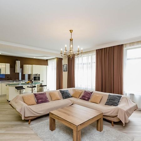 Centered Living Apartment Tbilisi Ngoại thất bức ảnh