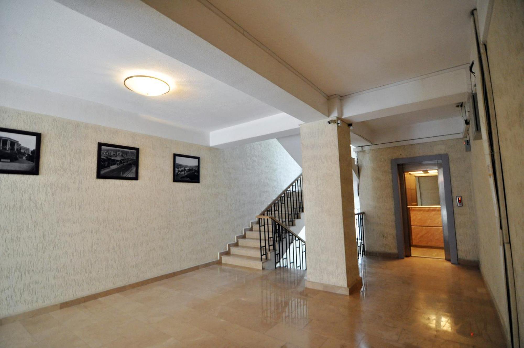 Centered Living Apartment Tbilisi Ngoại thất bức ảnh